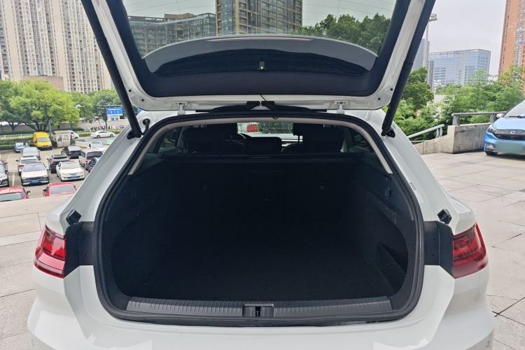 Used Volkswagen FAW-Volkswagen CC 2021 Estate Car 380TSI Vizion Edition Trunk