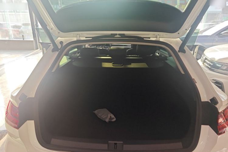 Used Volkswagen FAW-Volkswagen CC 2021 Estate Car 380TSI Vizion Edition Trunk