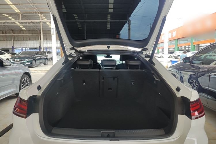 Used Volkswagen FAW-Volkswagen CC 2021 380TSI Striking Edition Trunk