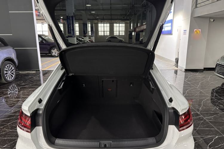 Used Volkswagen FAW-Volkswagen CC 2021 330TSI Ignite Edition Trunk