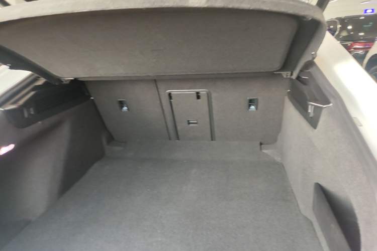Used Volkswagen FAW-Volkswagen CC 2021 380TSI Striking Edition Trunk