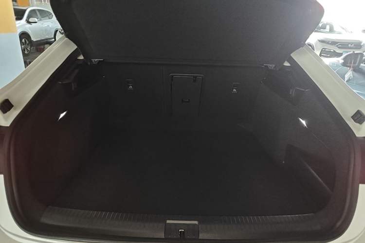 Used Volkswagen FAW-Volkswagen CC 2021 380TSI Brilliant Edition Trunk