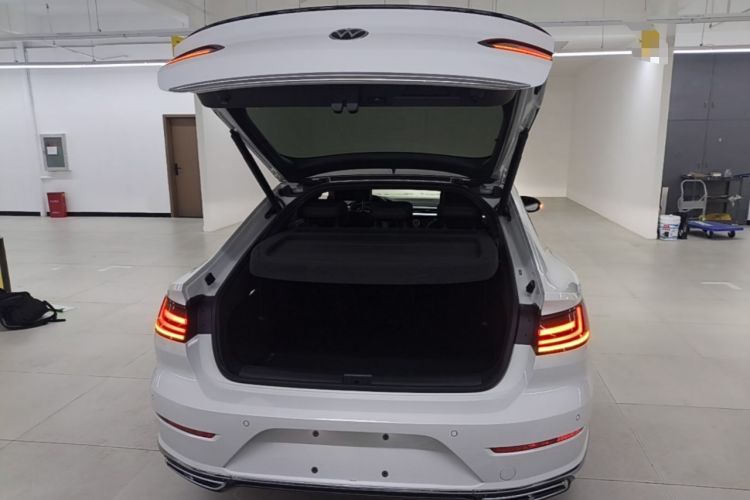 Used Volkswagen FAW-Volkswagen CC 2021 380TSI Striking Edition Trunk