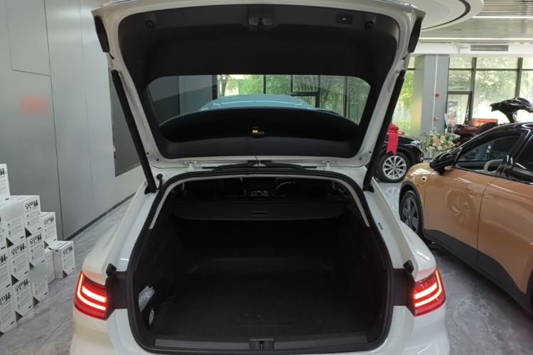 Used Volkswagen FAW-Volkswagen CC 2021 Estate Car 330TSI Hunter Vision Edition Trunk