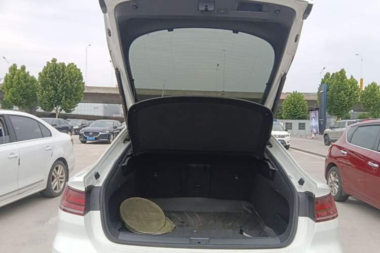 Used Volkswagen FAW-Volkswagen CC 2021 380TSI Striking Edition Trunk