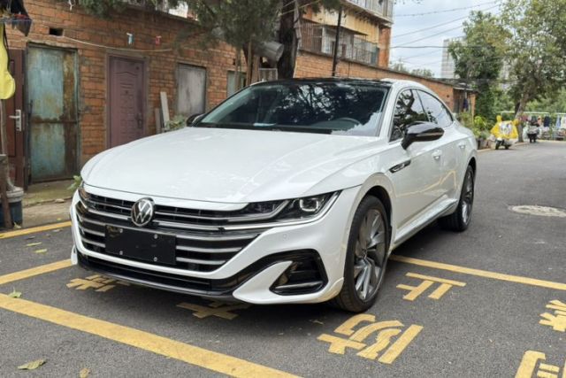 Volkswagen FAW-Volkswagen CC 2021 380TSI Striking Edition usado