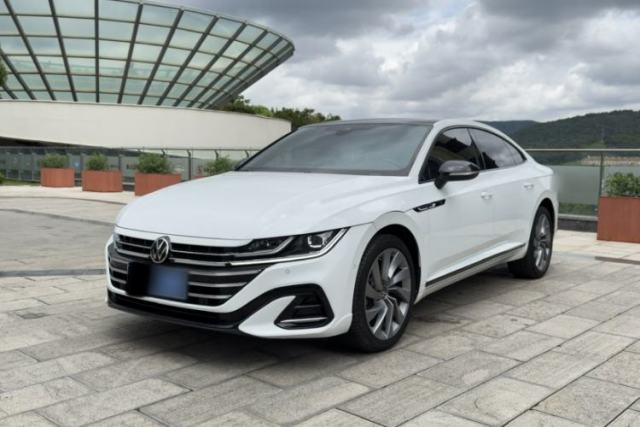 Ojetý Volkswagen FAW-Volkswagen CC 2021 380TSI Striking Edition
