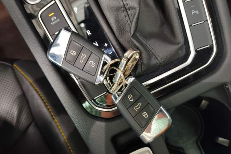 Used Volkswagen FAW-Volkswagen CC 2021 380TSI Striking Edition Vehicle Key
