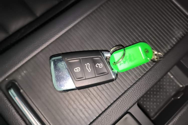Used Volkswagen FAW-Volkswagen CC 2021 380TSI Striking Edition Vehicle Key