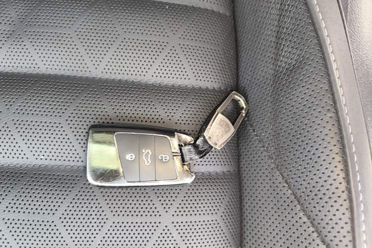 Used Volkswagen FAW-Volkswagen CC 2021 380TSI Striking Edition Vehicle Key