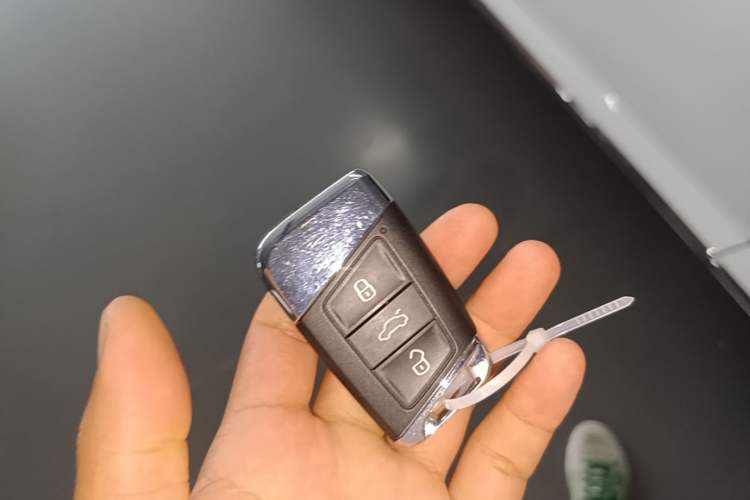 Used Volkswagen FAW-Volkswagen CC 2021 380TSI Striking Edition Vehicle Key