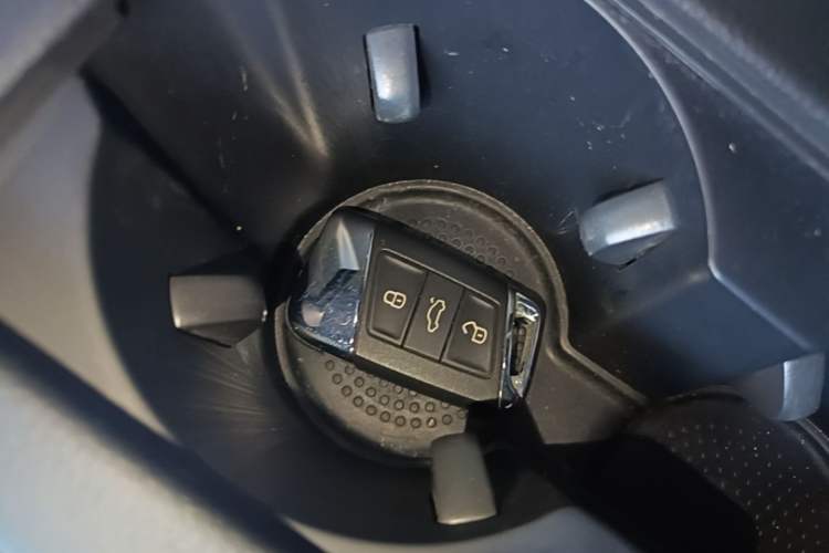 Used Volkswagen FAW-Volkswagen CC 2021 380TSI Striking Edition Vehicle Key
