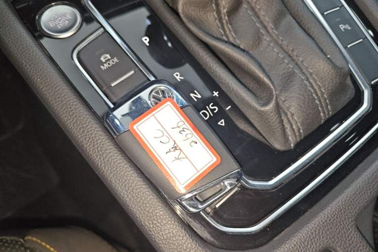 Used Volkswagen FAW-Volkswagen CC 2021 380TSI Striking Edition Vehicle Key