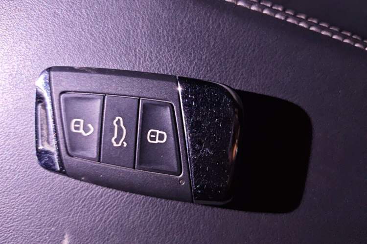 Used Volkswagen FAW-Volkswagen CC 2021 380TSI Brilliant Edition Vehicle Key