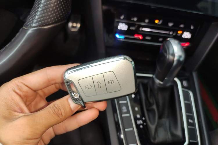Used Volkswagen FAW-Volkswagen CC 2021 330TSI Ignite Edition Vehicle Key