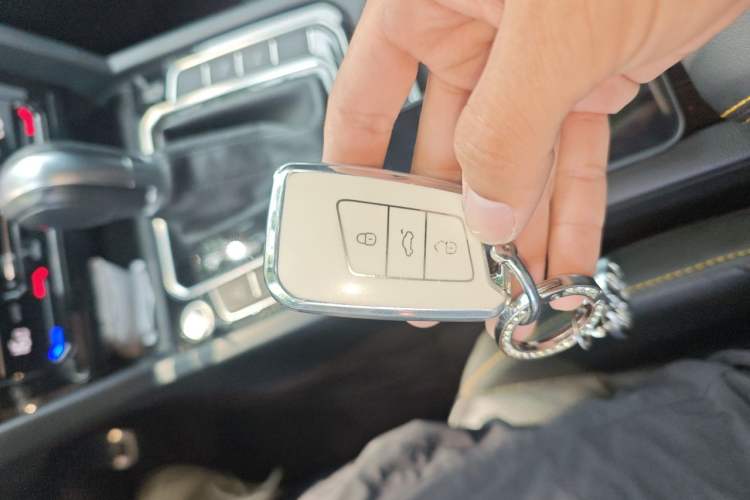 Used Volkswagen FAW-Volkswagen CC 2021 380TSI Striking Edition Vehicle Key