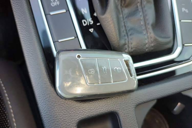 Used Volkswagen FAW-Volkswagen CC 2021 380TSI Striking Edition Vehicle Key