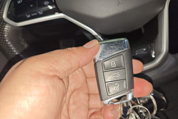 Used Volkswagen FAW-Volkswagen CC 2021 380TSI Striking Edition Vehicle Key
