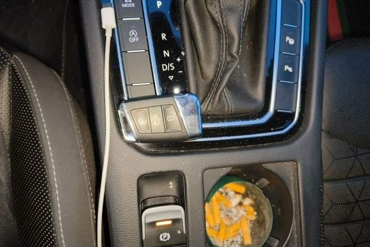 Used Volkswagen FAW-Volkswagen CC 2021 Estate Car 380TSI Vizion Edition Vehicle Key