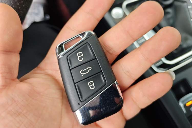 Used Volkswagen FAW-Volkswagen CC 2021 380TSI Striking Edition Vehicle Key