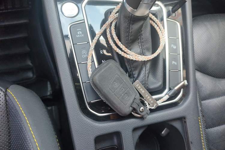 Used Volkswagen FAW-Volkswagen CC 2021 380TSI Striking Edition Vehicle Key
