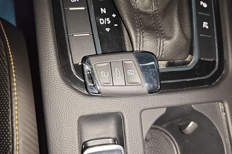 Used Volkswagen FAW-Volkswagen CC 2021 380TSI Brilliant Edition Vehicle Key