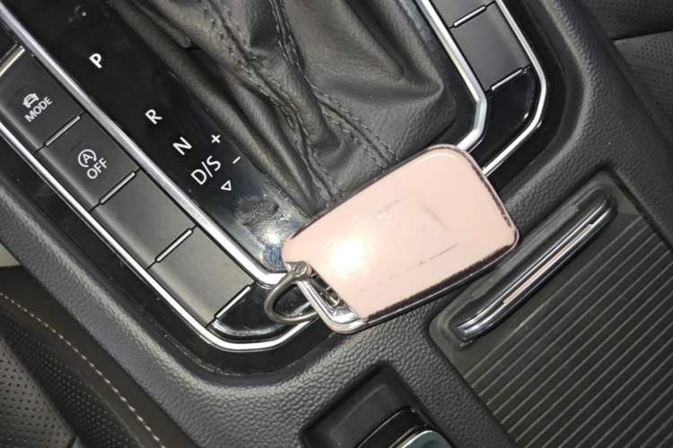 Used Volkswagen FAW-Volkswagen CC 2021 380TSI Striking Edition Vehicle Key