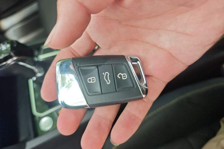 Used Volkswagen FAW-Volkswagen CC 2021 380TSI Striking Edition Vehicle Key
