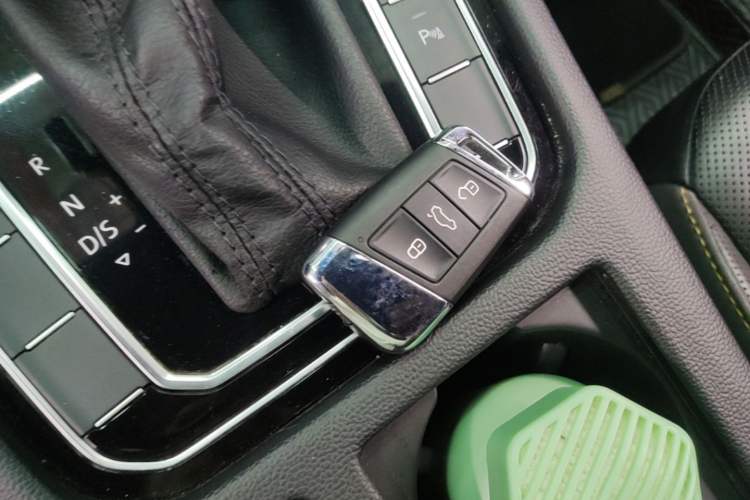 Used Volkswagen FAW-Volkswagen CC 2021 380TSI Striking Edition Vehicle Key