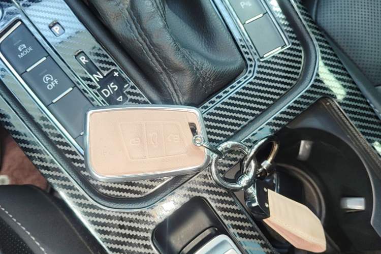 Used Volkswagen FAW-Volkswagen CC 2021 380TSI Striking Edition Vehicle Key