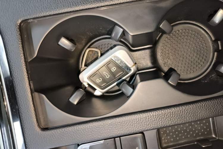 Used Volkswagen FAW-Volkswagen CC 2021 380TSI Striking Edition Vehicle Key