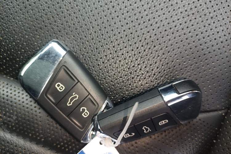 Used Volkswagen FAW-Volkswagen CC 2021 380TSI Striking Edition Vehicle Key