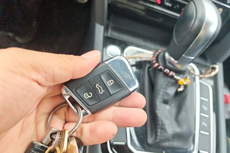 Used Volkswagen FAW-Volkswagen CC 2021 380TSI Striking Edition Vehicle Key