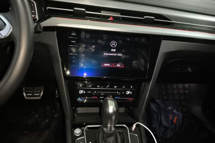 Used Volkswagen FAW-Volkswagen CC 2021 Estate Car 380TSI Vizion Edition Audio And AC Panel