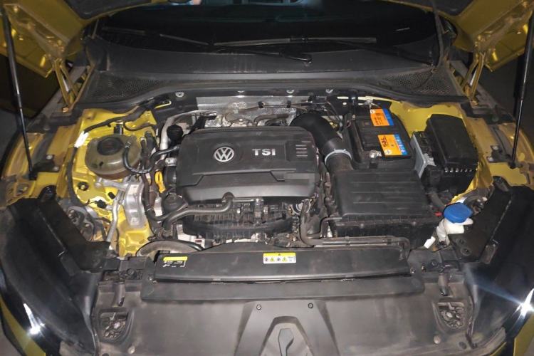 Used Volkswagen FAW-Volkswagen CC 2021 380TSI Striking Edition Engine Bay