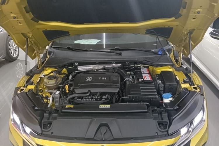 Used Volkswagen FAW-Volkswagen CC 2021 380TSI Striking Edition Engine Bay