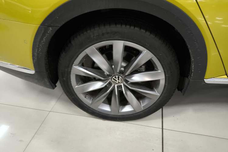 Used Volkswagen FAW-Volkswagen CC 2021 Estate Car 380TSI Vizion Edition Exterior 8