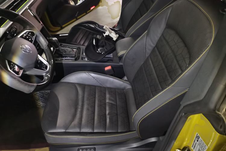 Used Volkswagen FAW-Volkswagen CC 2021 380TSI Striking Edition 30th Anniversary Model Left Front Seat
