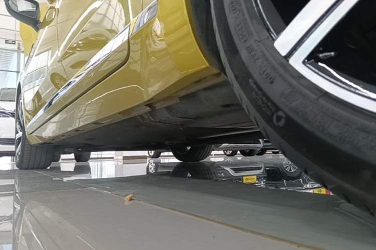 Used Volkswagen FAW-Volkswagen CC 2021 380TSI Striking Edition Left Side Sill