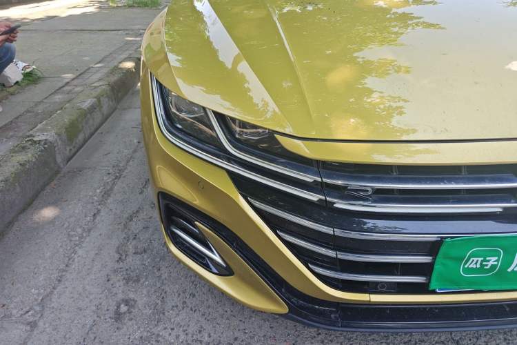 Used Volkswagen FAW-Volkswagen CC 2021 380TSI Striking Edition Right Front Headlight