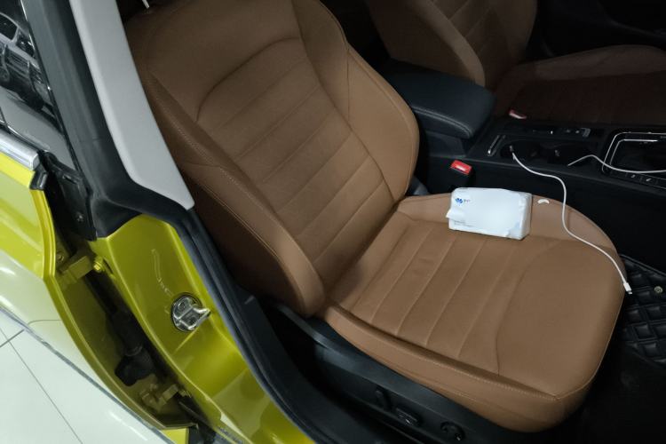 Used Volkswagen FAW-Volkswagen CC 2021 Estate Car 380TSI Vizion Edition Right Front Seat