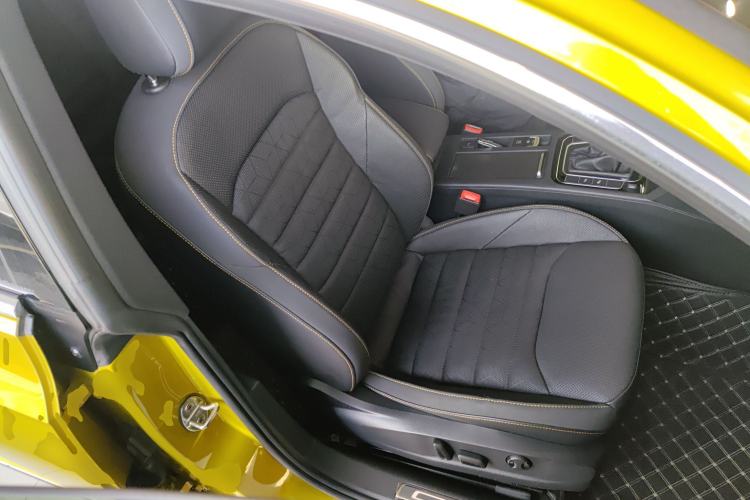Used Volkswagen FAW-Volkswagen CC 2021 380TSI Striking Edition Right Front Seat
