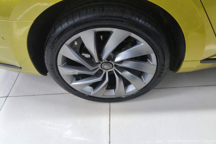 Used Volkswagen FAW-Volkswagen CC 2021 380TSI Brilliant Edition Right Rear Wheel Hub