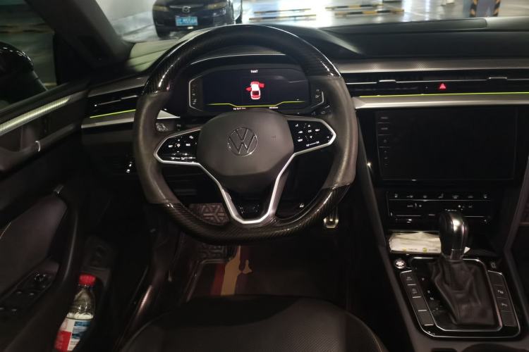 Used Volkswagen FAW-Volkswagen CC 2021 380TSI Striking Edition 30th Anniversary Model Steering Wheel