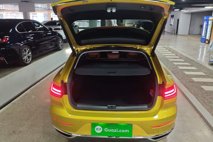 Used Volkswagen FAW-Volkswagen CC 2021 Estate Car 380TSI Vizion Edition Trunk
