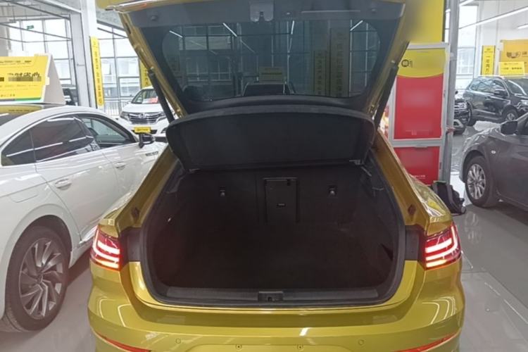 Used Volkswagen FAW-Volkswagen CC 2021 380TSI Striking Edition Trunk