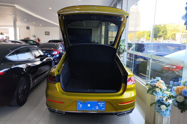 Used Volkswagen FAW-Volkswagen CC 2021 380TSI Striking Edition Trunk
