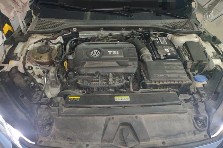 Used Volkswagen FAW-Volkswagen CC 2023 380TSI Striking Edition Engine Bay