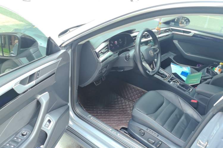 Used Volkswagen FAW-Volkswagen CC 2023 Hunting Vehicle 380TSI Hunter's Heart Edition Driver Seat