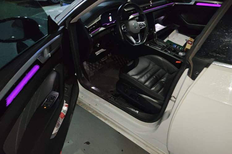 Used Volkswagen FAW-Volkswagen CC 2023 380TSI Striking Edition Driver Seat